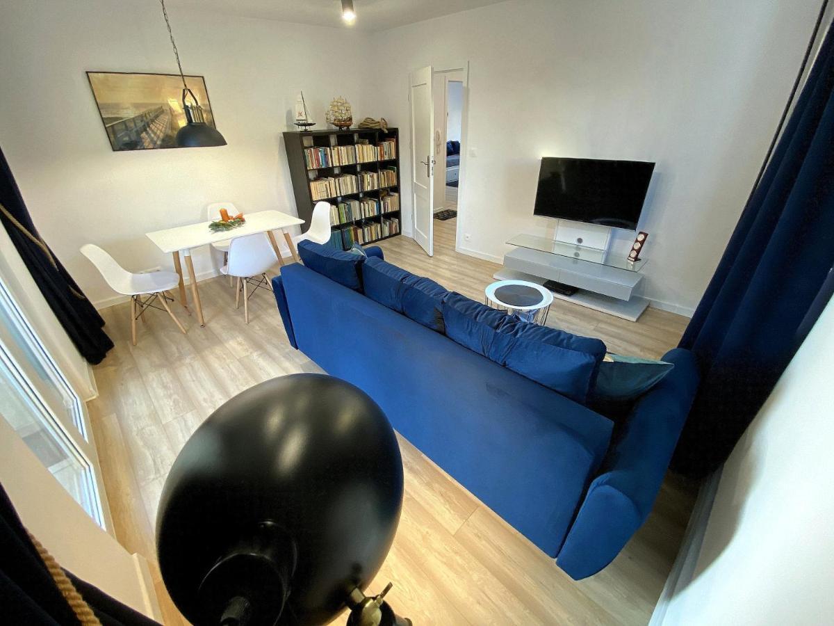 Marina Apartament カミエン・ポモルスキ エクステリア 写真