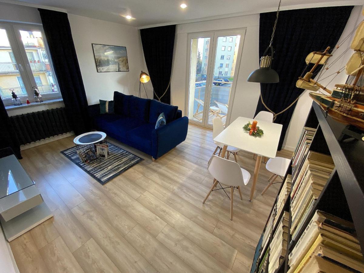 Marina Apartament カミエン・ポモルスキ エクステリア 写真